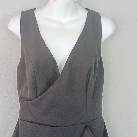 Star Aneer Elegant Black Sleeveless V Neck Ruffle Trim Maxi Gown Sz M - Picture 5 of 15